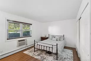 260 Waverly Ave, Patchogue, NY 11772 - Photo 9