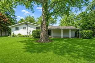 3 Cedar Crest Dr, Dix Hills, NY 11746 - Photo 25