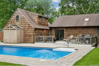 37 Fanning Avenue, Hampton Bays, NY 11946 - Photo 15