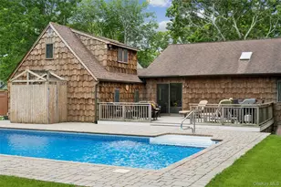37 Fanning Ave, Hampton Bays, NY 11946 - Photo 15