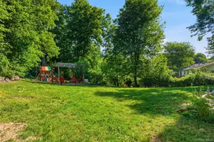 55 Carolina Dr, New City, NY 10956 - Photo 25