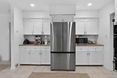 1341 Pelhamdale Avenue, Pelham, NY 10803 - Photo 11