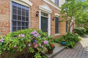 23 Mariners Walk, Oyster Bay, NY 11771 - Photo 3
