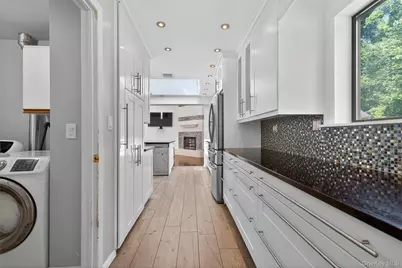194 S Mountain Road, New City, NY 10956 - Photo 21
