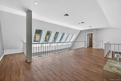 194 S Mountain Road, New City, NY 10956 - Photo 37