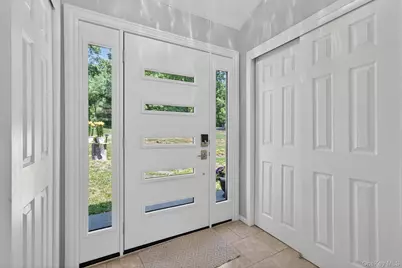 194 S Mountain Road, New City, NY 10956 - Photo 7