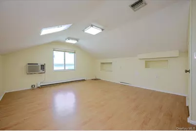 567 Oxford Road, Cedarhurst, NY 11516 - Photo 5