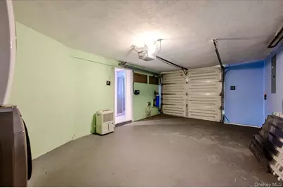 567 Oxford Road, Cedarhurst, NY 11516 - Photo 17