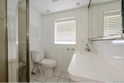 567 Oxford Road, Cedarhurst, NY 11516 - Photo 13