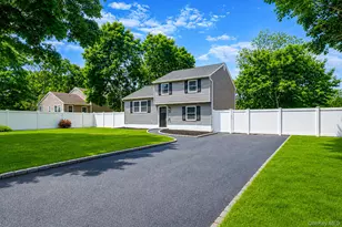 610 Americus Ave, Patchogue, NY 11772 - Photo 3