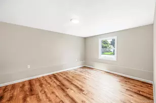 610 Americus Ave, Patchogue, NY 11772 - Photo 17