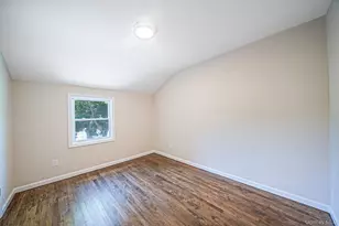 610 Americus Ave, Patchogue, NY 11772 - Photo 27