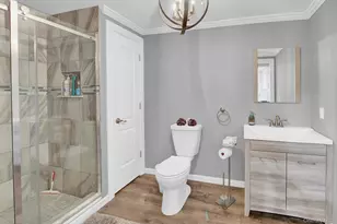 52 41st St, Islip, NY 11751 - Photo 25