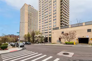 102-10 66th Rd, Forest Hills, NY 11375 - Photo 25