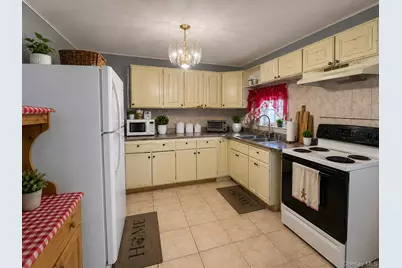 1327 Brooklyn Boulevard, Bay Shore, NY 11706 - Photo 13