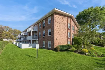 61 Maine Avenue #D14, Rockville Centre, NY 11570 - Photo 21