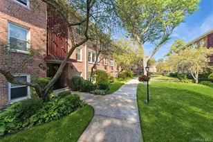 61 Maine Ave, Rockville Centre, NY 11570 - Photo 19