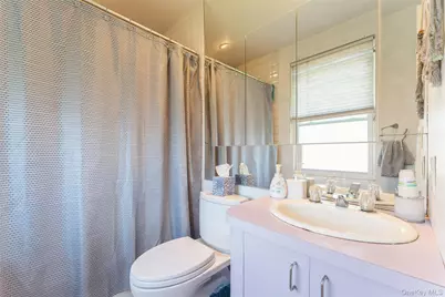 61 Maine Avenue #D14, Rockville Centre, NY 11570 - Photo 11
