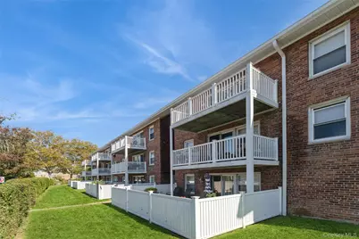 61 Maine Avenue #D14, Rockville Centre, NY 11570 - Photo 21