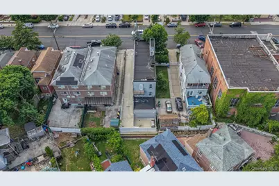 2424 Esplanade Avenue, Bronx, NY 10469 - Photo 39