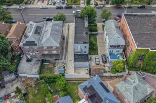 2424 Esplanade Ave, Bronx, NY 10469 - Photo 39