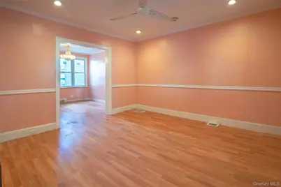 11205 103rd Avenue, Richmond Hill, NY 11419 - Photo 5