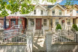 112-05 103rd Ave, Richmond Hill, NY 11419 - Photo 1
