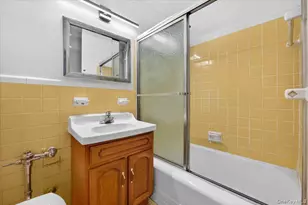 37-30 73rd St, Jackson Heights, NY 11372 - Photo 7