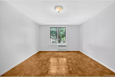 37-30 73rd St #1D, Jackson Heights, NY 11372 - Photo 5