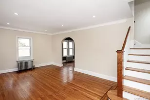 194 Holly Ave, Hempstead, NY 11550 - Photo 3