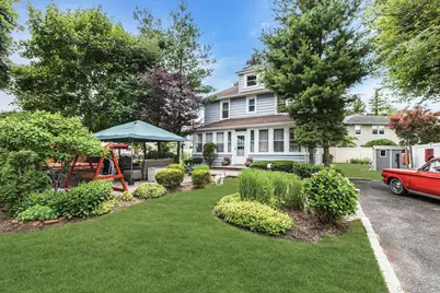 436 Bedell Terrace, West Hempstead, NY 11552 - Photo 1