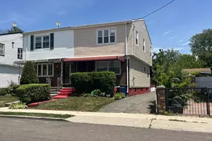 104-35 186th St, Saint Albans, NY 11412 - Photo 23