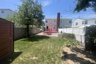 104-35 186th St, Saint Albans, NY 11412 - Photo 21