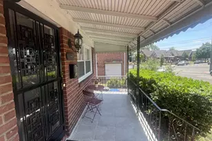 104-35 186th St, Saint Albans, NY 11412 - Photo 3