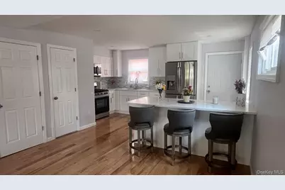 104-35 186th Street, Saint Albans, NY 11412 - Photo 7