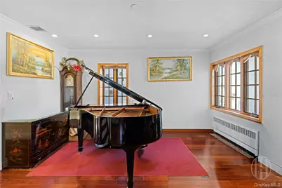 13035 126th Street, Ozone Park, NY 11420 - Photo 7