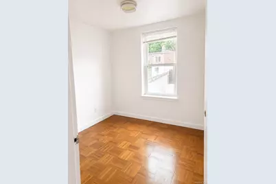 13405 Dahlia Avenue #11-1B, Flushing, NY 11355 - Photo 9