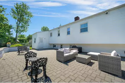 101 Windsor Oval, New Rochelle, NY 10805 - Photo 29