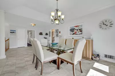 101 Windsor Oval, New Rochelle, NY 10805 - Photo 5