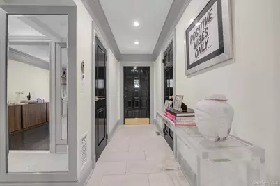 15 High Oaks Court, Huntington, NY 11743 - Photo 3
