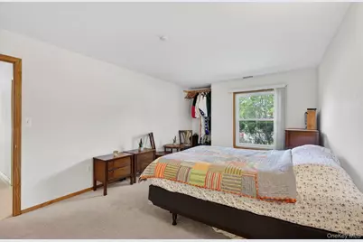 182 Fairview Circle, Middle Island, NY 11953 - Photo 11
