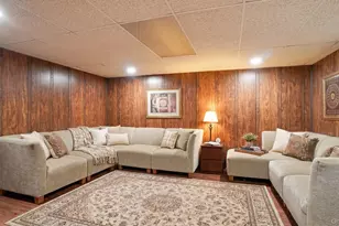 54 E Maujer St, Valley Stream, NY 11580 - Photo 15