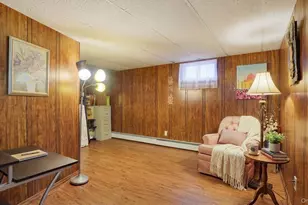 54 E Maujer St, Valley Stream, NY 11580 - Photo 17
