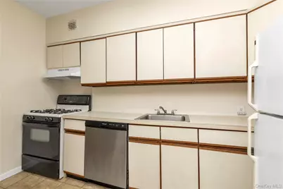 [Address not provided], Woodside, NY 11377 - Photo 5