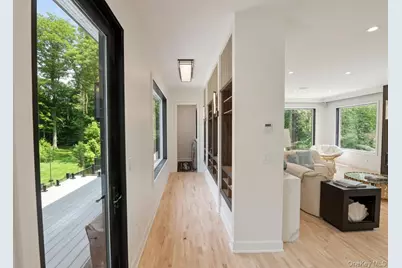28 Rolling Hill Road, Old Westbury, NY 11568 - Photo 13