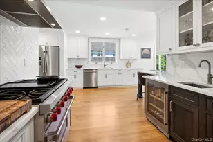 1355 Roosevelt Ave, Pelham, NY 10803 - Photo 11