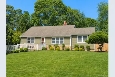 16 Valentine Road, Shoreham, NY 11786 - Photo 1