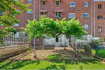 72-41 52 Avenue, Maspeth, NY 11378 - Photo 27
