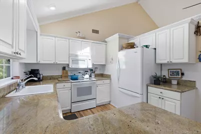 34 Waterhole Road, East Hampton, NY 11937 - Photo 9