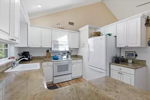 34 Water Hole Rd, East Hampton, NY 11937 - Photo 9